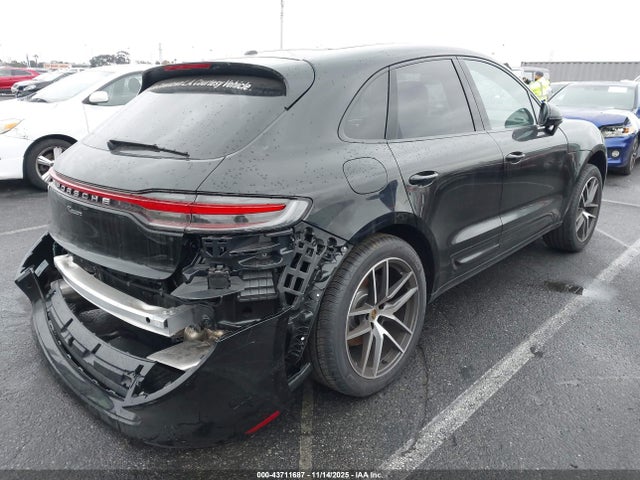 2025 PORSCHE MACAN WP1AA2A57SLB13905 Photo 3