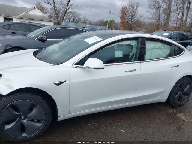 Aukcja sprzedaży 2018 Tesla Model 3 Long Range/performance, vin: 5YJ3E1EBXJF151218, numer aukcji: 43711703