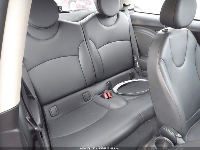 2011 MINI COOPER WMWSU3C51BT091901 Photo 7