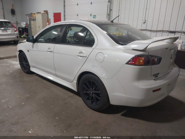 2017 MITSUBISHI LANCER JA32U2FU6HU012322 Photo 2