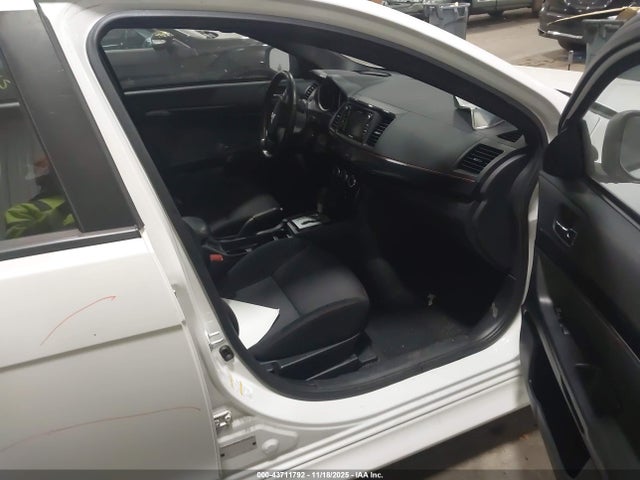 2017 MITSUBISHI LANCER JA32U2FU6HU012322 Photo 4