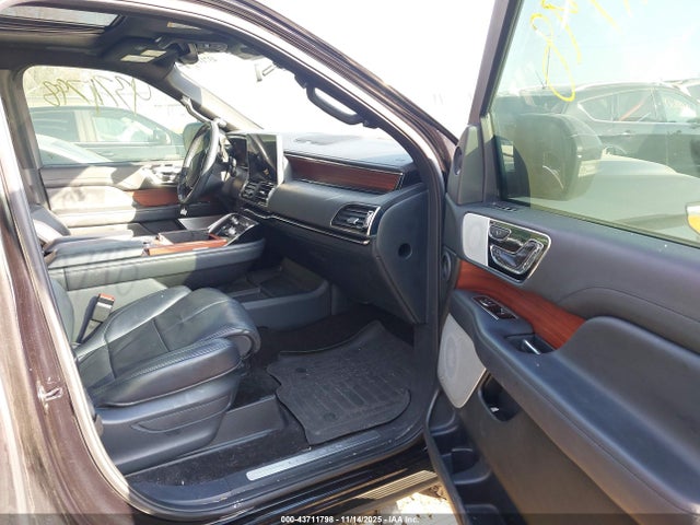 5LMJJ2LG6PEL15994 Lincoln Navigator Reserve