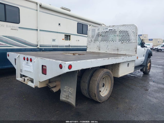 1FDUF5GT8FEC02315 Ford F-550 Chassis Xl