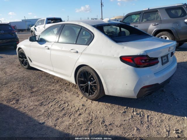 2021 BMW 530I WBA53BH04MCF02642 Photo 2