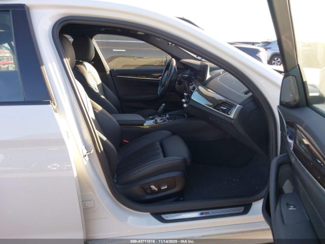 2021 BMW 530I WBA53BH04MCF02642 Photo 4