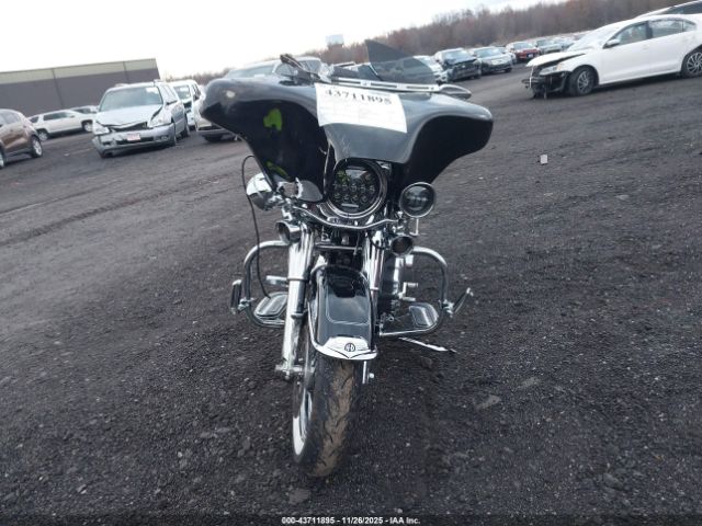 2010 HARLEY-DAVIDSON FLHRC 1HD1FR416AB609592 Photo 4