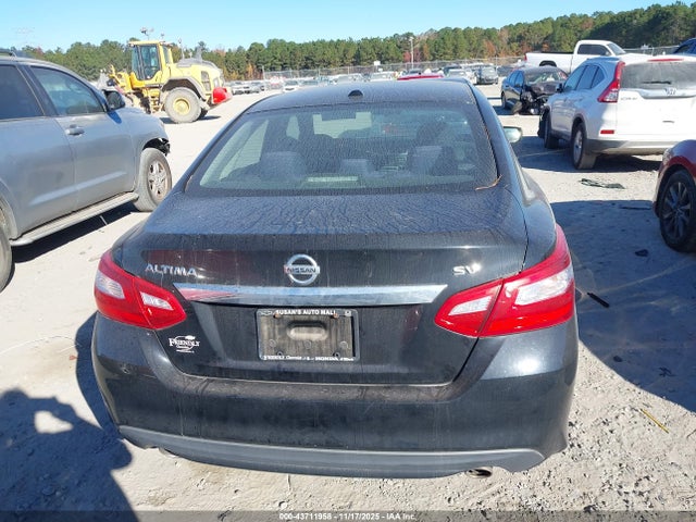 1N4AL3AP3HC252785 Nissan Altima 2.5 Sv