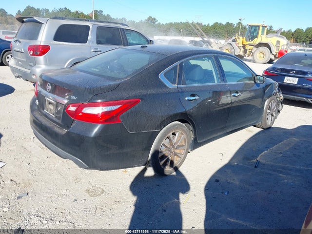 1N4AL3AP3HC252785 Nissan Altima 2.5 Sv
