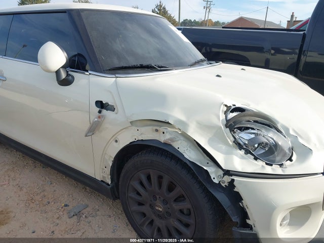 2018 MINI HARDTOP WMWXP5C58J2G62719 Photo 5