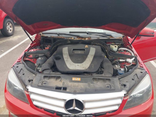 2011 MERCEDES-BENZ C 300 WDDGF5EB0BR184364 Photo 9