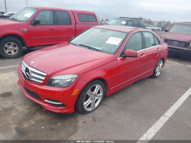 2011 MERCEDES-BENZ C 300 WDDGF5EB0BR184364 Photo 1