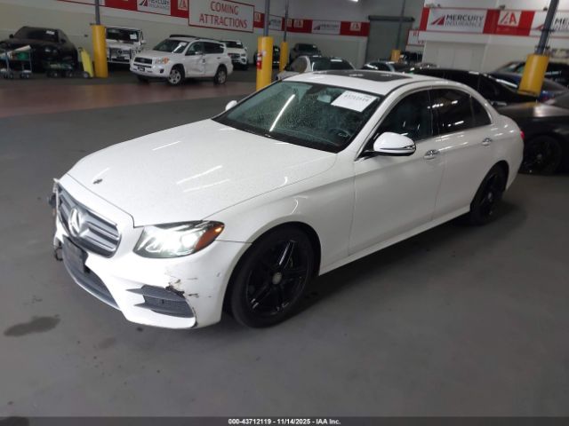 2018 MERCEDES-BENZ E 300 WDDZF4JB8JA339619 Photo 1