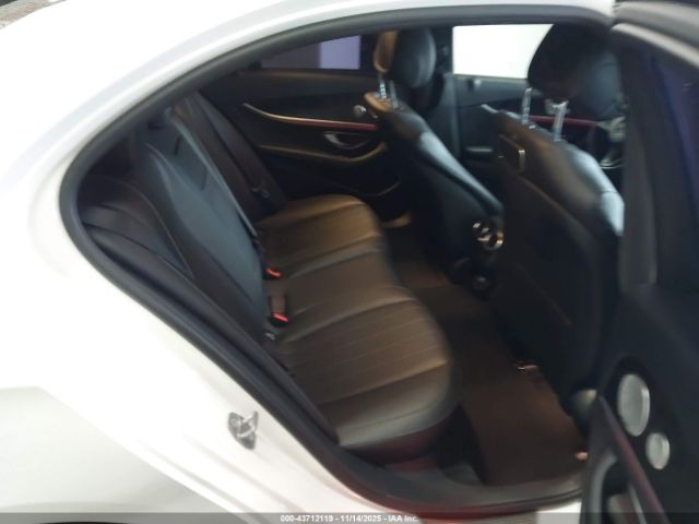 2018 MERCEDES-BENZ E 300 WDDZF4JB8JA339619 Photo 7