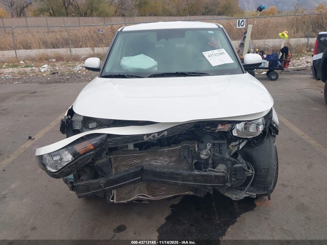 KNDJ23AU3R7238379 KIA SOUL LX