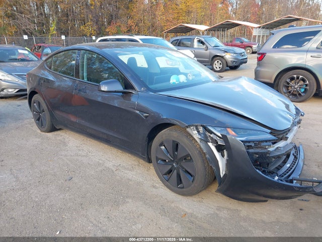 2025 TESLA MODEL 3 5YJ3E1EB7SF913972 Photo 0