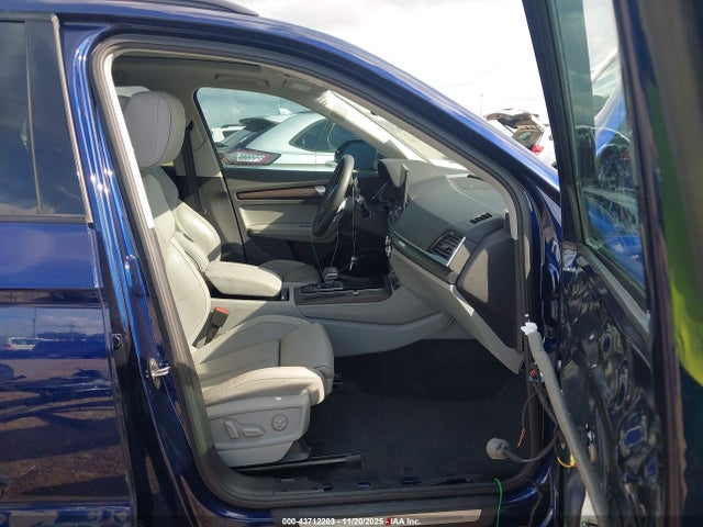 Aukcja sprzedaży 2022 Audi Q5 Prestige 45 Tfsi S Line Quattro S Tronic, vin: WA1FAAFY2N2014109, numer aukcji: 43712203