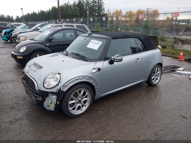 2010 MINI COOPER S WMWMS3C51ATY09430 Photo 1