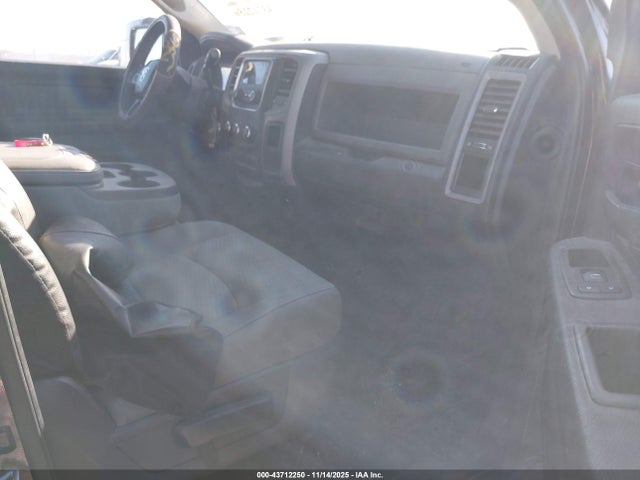 Продажа на аукционе авто 2017 Ram 1500 St, vin: 3C6RR7KT2HG592741, номер лота: 43712250