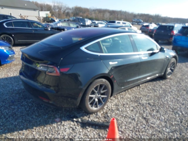 2018 TESLA MODEL 3 5YJ3E1EA2JF004981 Photo 3