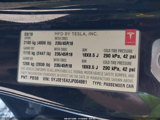 2018 TESLA MODEL 3 5YJ3E1EA2JF004981 Photo 8