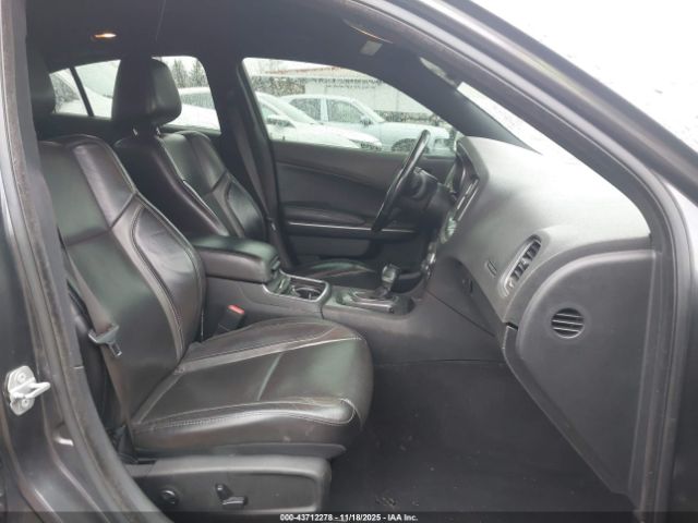 2019 DODGE CHARGER 2C3CDXBG4KH724667 Photo 4