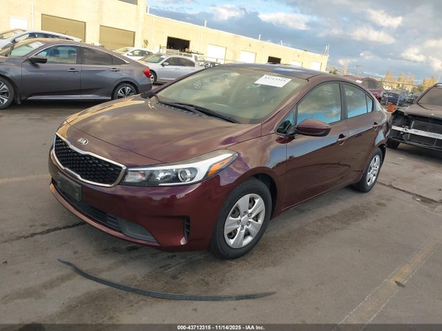 Продажа на аукционе авто 2018 Kia Forte Lx, vin: 3KPFK4A7XJE254931, номер лота: 43712315