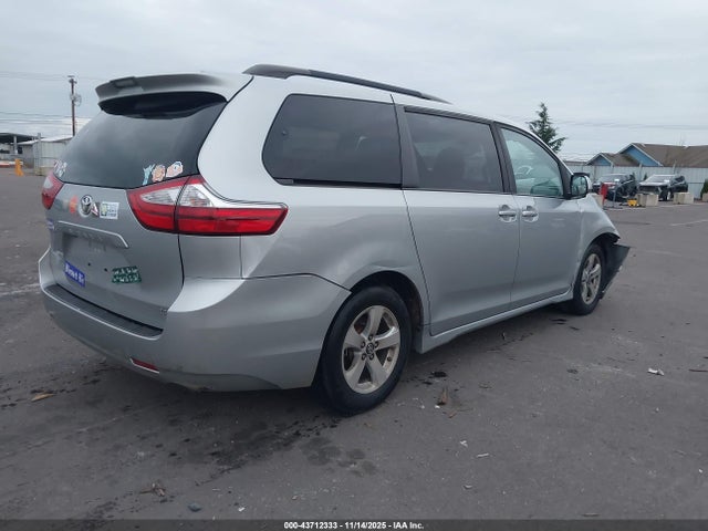 5TDKZ3DC1KS017829 Toyota Sienna Le 8 Passenger