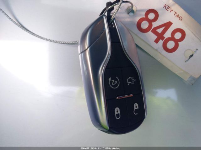 2021 MASERATI LEVANTE ZN661XUA2MX373359 Photo 10