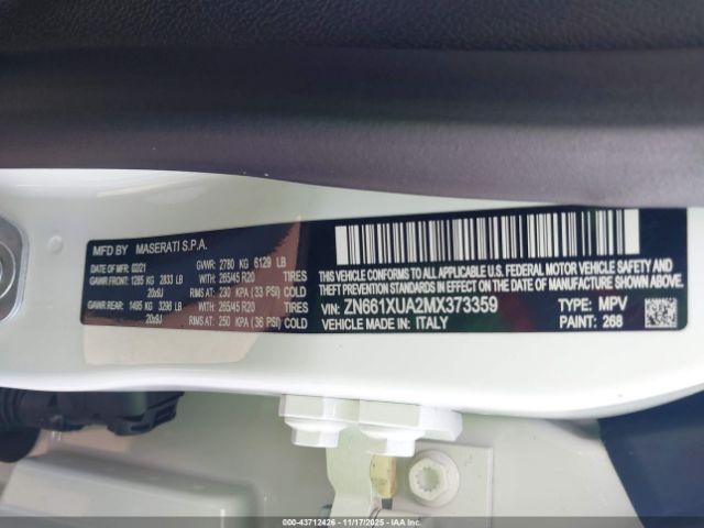 2021 MASERATI LEVANTE ZN661XUA2MX373359 Photo 8