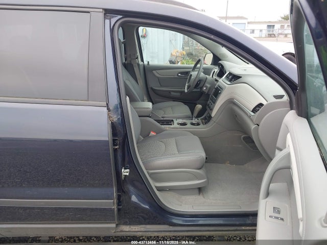 1GNKVFED2GJ323423 Chevrolet Traverse Ls