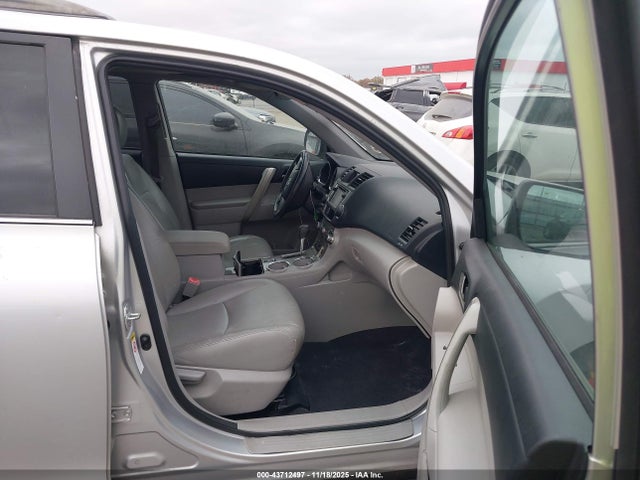 Aukcja sprzedaży 2013 Toyota Highlander Se V6, vin: 5TDZK3EH9DS120609, numer aukcji: 43712497
