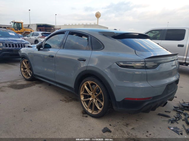 2022 PORSCHE CAYENNE COUPE WP1BK2AY5NDA60681 Photo 2