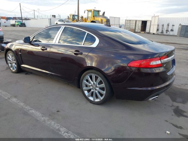 2011 JAGUAR XF SAJWA0GB4BLR84724 Photo 2