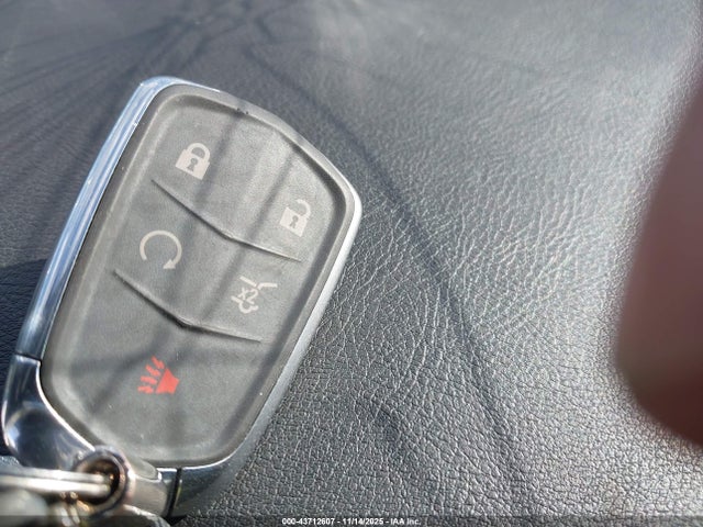 2017 CADILLAC XT5 1GYKNBRS7HZ323232 Photo 10