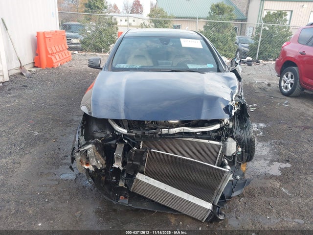 43712612 :رقم المزاد ، WDDSJ4GB9JN517215 vin ، 2018 Mercedes-benz Cla 250 4matic مزاد بيع