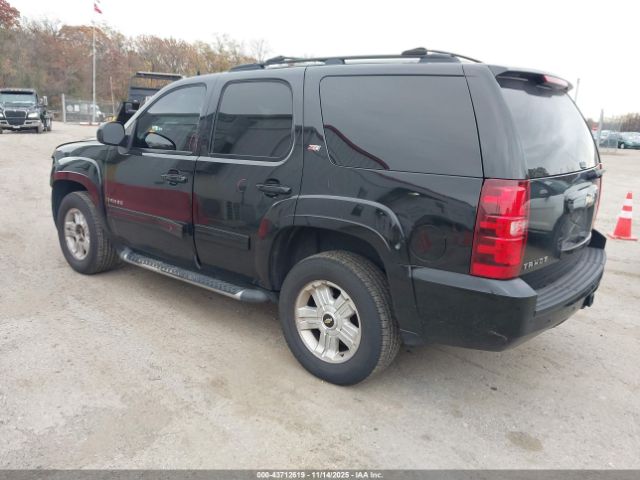 2011 CHEVROLET TAHOE 1GNSKBE00BR255700 Photo 2
