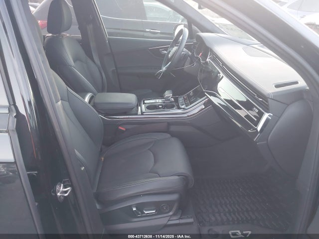2025 AUDI Q7 WA1VVBF75SD011086 Photo 4