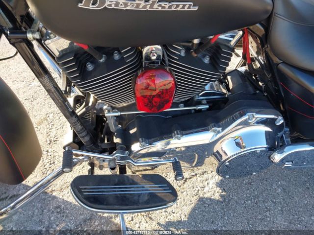 2014 HARLEY-DAVIDSON FLHXS 1HD1KRM15EB710141 Photo 8
