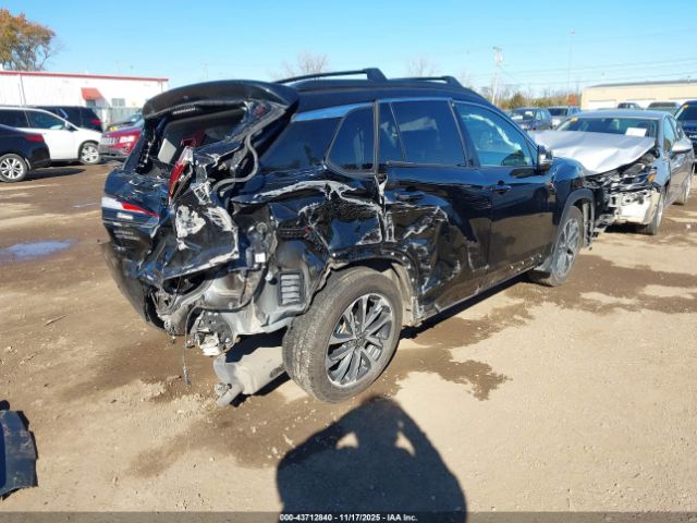 2024 TOYOTA COROLLA CROSS 7MUDAAAG6RV104752 Photo 3