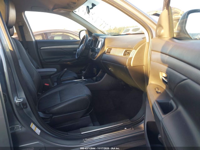 2015 MITSUBISHI OUTLANDER JA4AD3A3XFZ006678 Photo 4