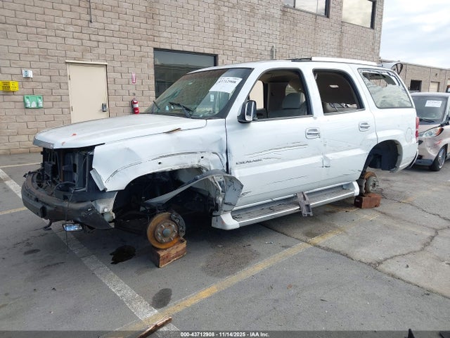 2002 CADILLAC ESCALADE 1GYEK63N42R109631 Photo 1