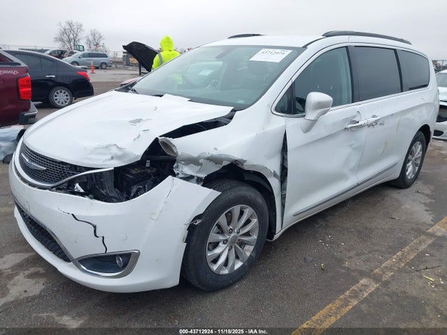 Aukcja sprzedaży 2017 Chrysler Pacifica Touring-l, vin: 2C4RC1BG2HR539980, numer aukcji: 43712924