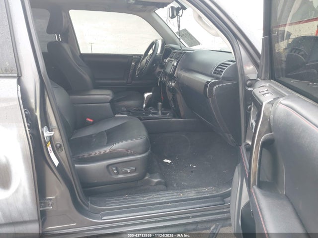 Продажа на аукционе авто 2019 Toyota 4runner Sr5 Premium, vin: JTEBU5JR6K5631019, номер лота: 43712959