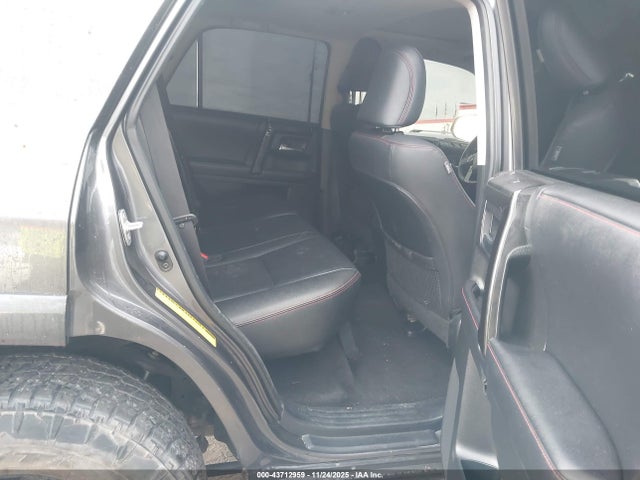 Продажа на аукционе авто 2019 Toyota 4runner Sr5 Premium, vin: JTEBU5JR6K5631019, номер лота: 43712959