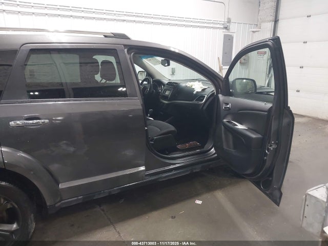 3C4PDDBG9GT221520 Dodge Journey Sxt