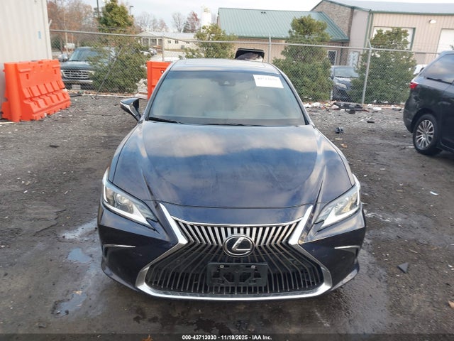 43713030 :رقم المزاد ، 58ADZ1B17LU076237 vin ، 2020 Lexus Es 350 مزاد بيع