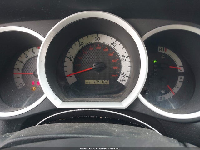 Продажа на аукционе авто 2014 Toyota Tacoma, vin: 5TFNX4CN4EX034795, номер лота: 43713125