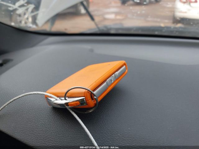 2022 VOLVO XC60 YV4L12RK6N1035585 Photo 10