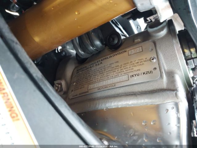 2021 APRILIA RSV4 ZD4KYUB01MS000142 Photo 9