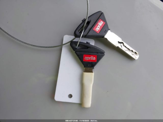 2021 APRILIA RSV4 ZD4KYUB01MS000142 Photo 10